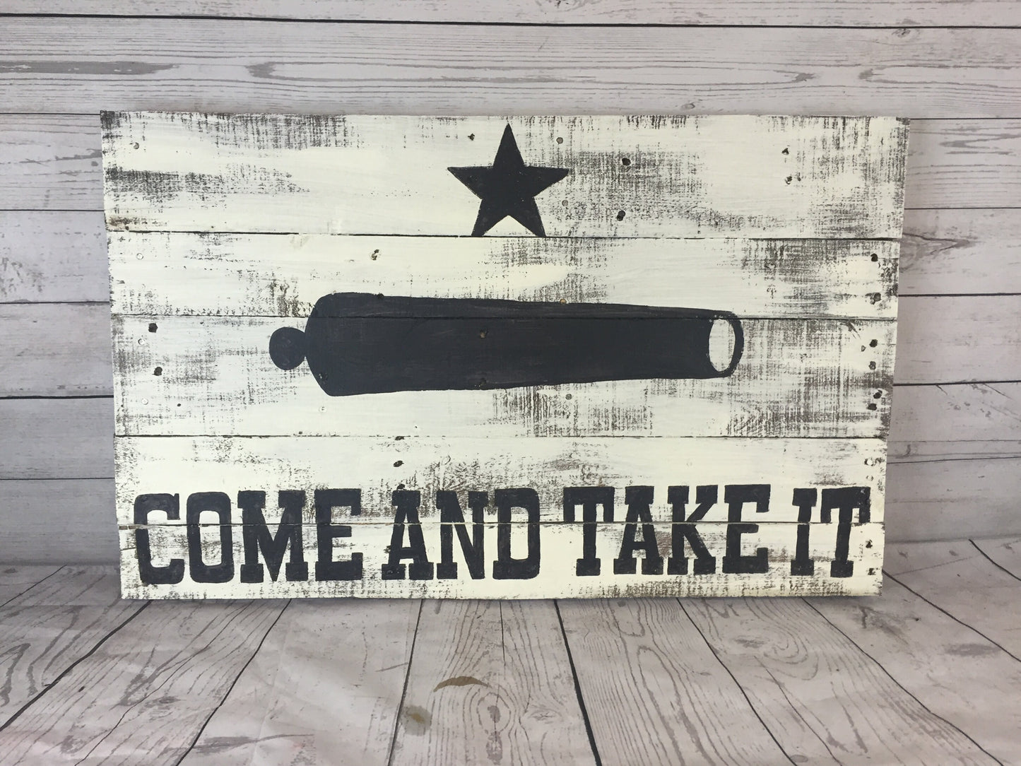 14" X 25" Rustic Texas wood pallet Flag- Come And Take It, Battle of Gonzales Revolutionary Flag home decor sign