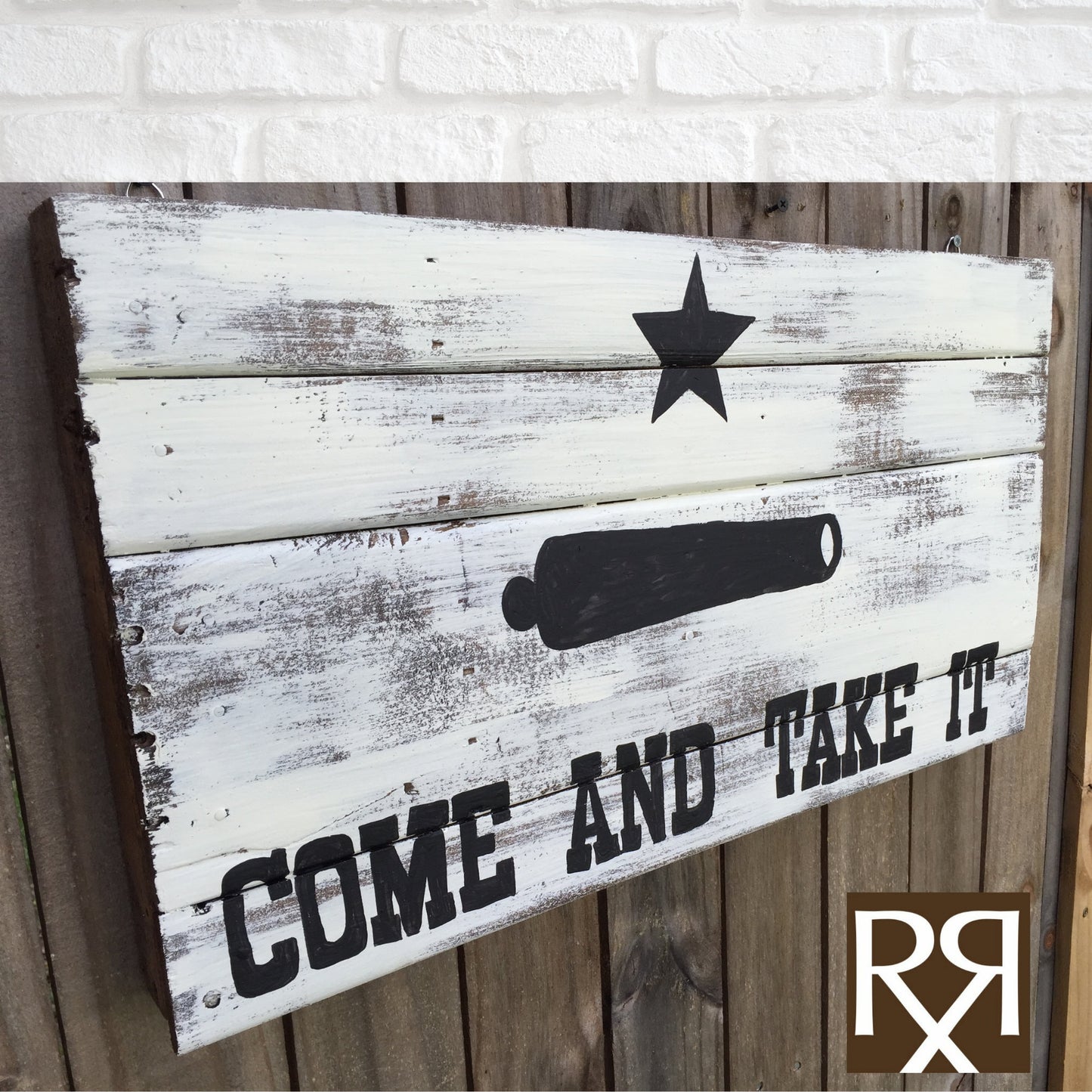 14" X 25" Rustic Texas wood pallet Flag- Come And Take It, Battle of Gonzales Revolutionary Flag home decor sign