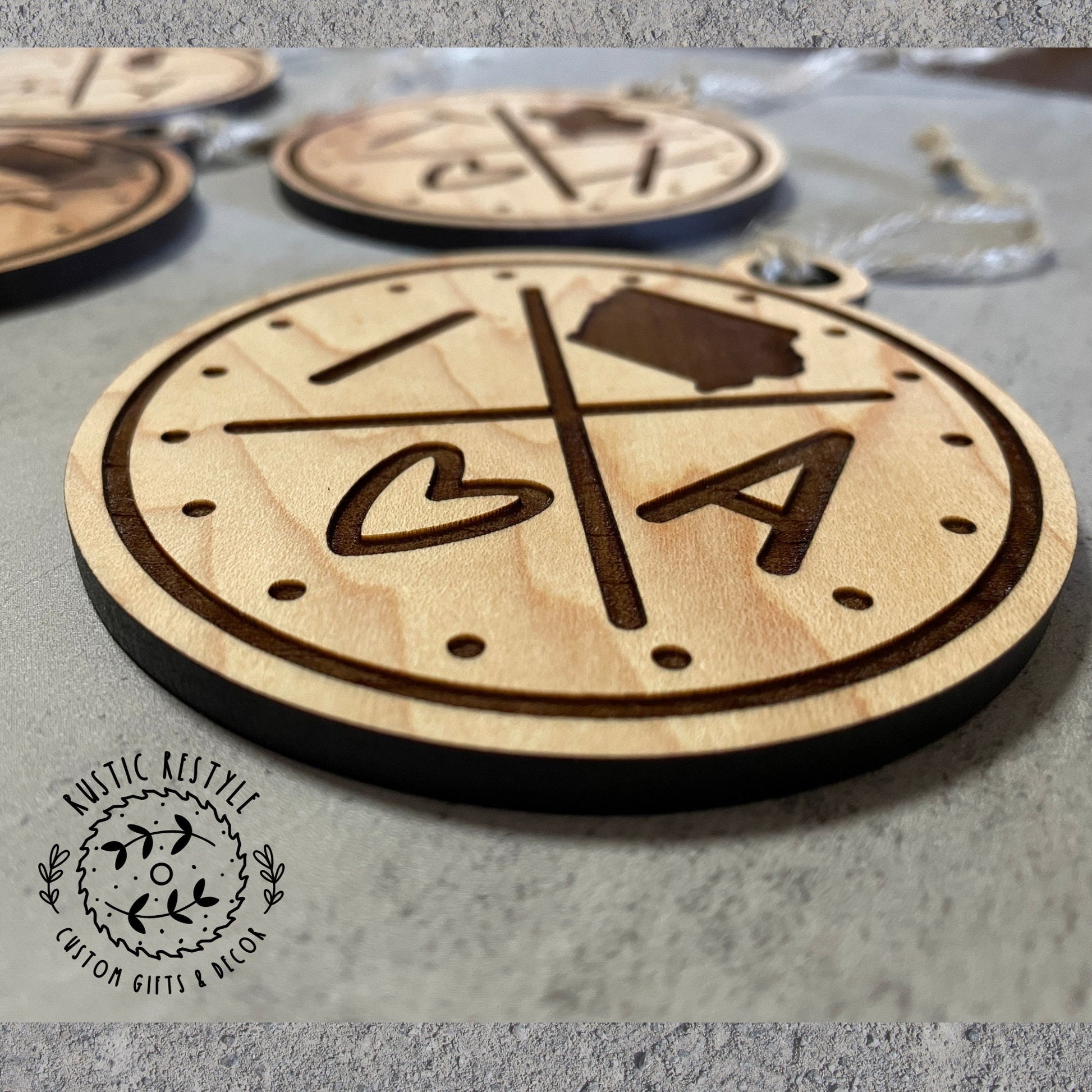state wooden ornament, Pick your state