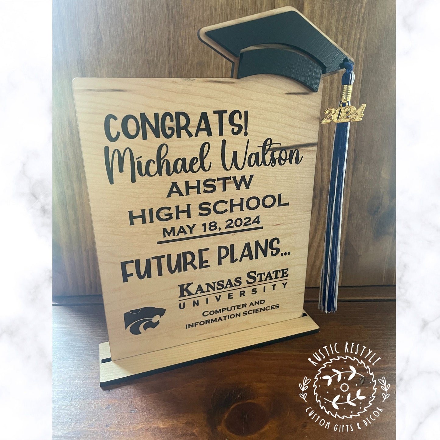 Graduation table sign, personalized future plans sign, job opportunity