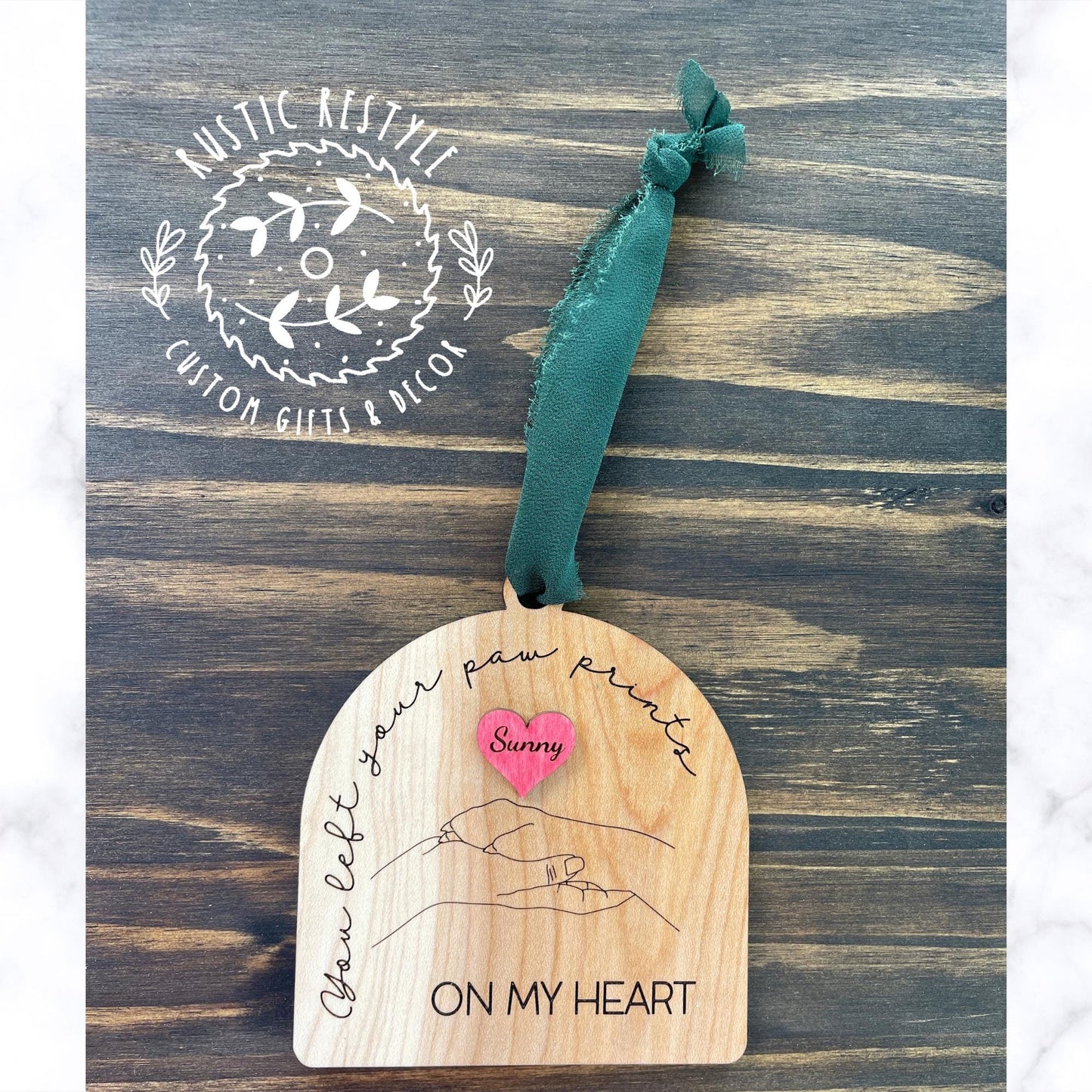 Personalized pet memorial remembrance ornament
