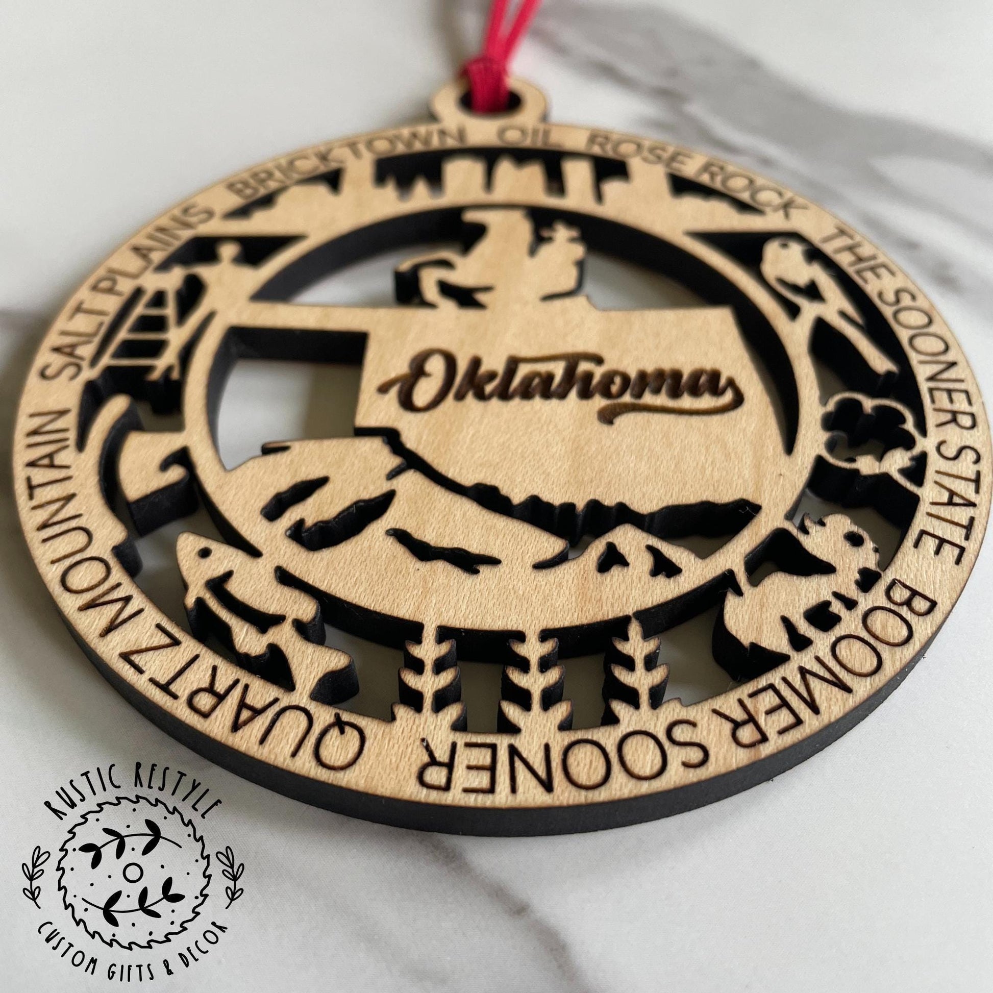 Oklahoma landmark Ornament, Boomer Sooner,