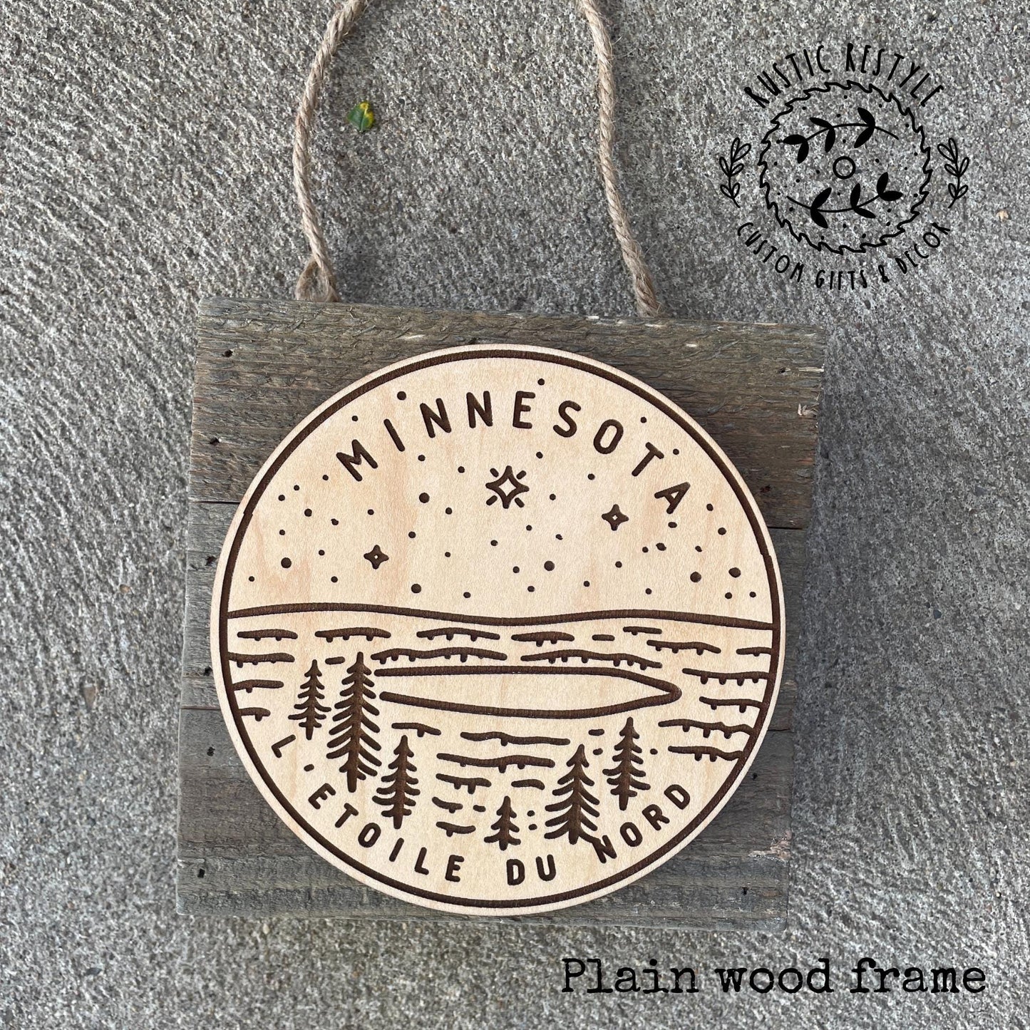 Wooden state plaque, great for a collage wall