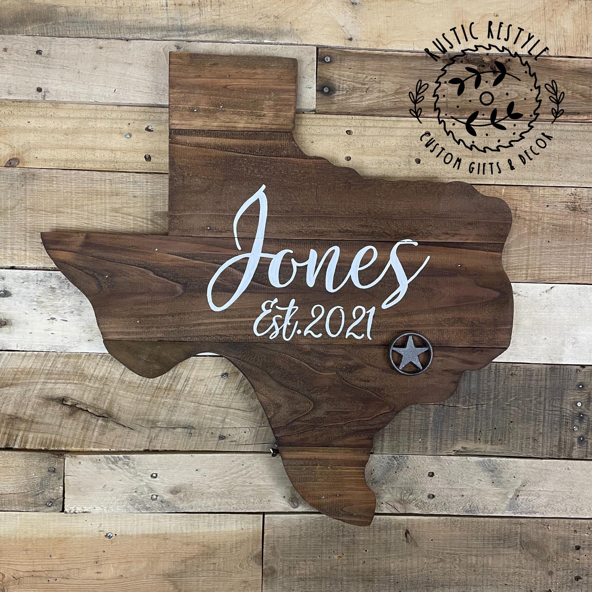 Last name wood sign, pallet sign wall art, wood state art, new home, rustic home decor, wooden Texas pallet, 24inch Texas name and star sign