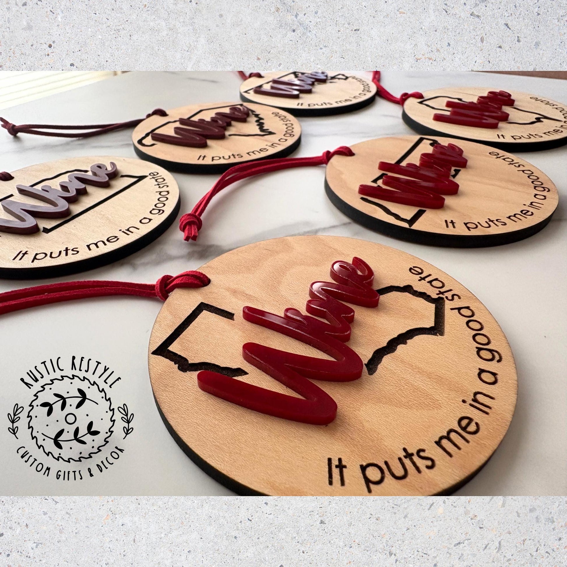 Personalized State Wine Ornament – “It Puts Me in a Good State” – Funny Wooden Gift – All U.S. States Available