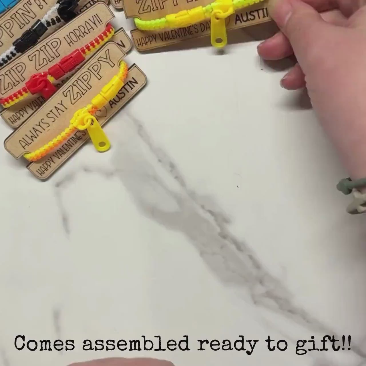 Zipper Bracelet Valentines • Kids Classroom Valentine Cards • Personalized School Valentine Gift Tags