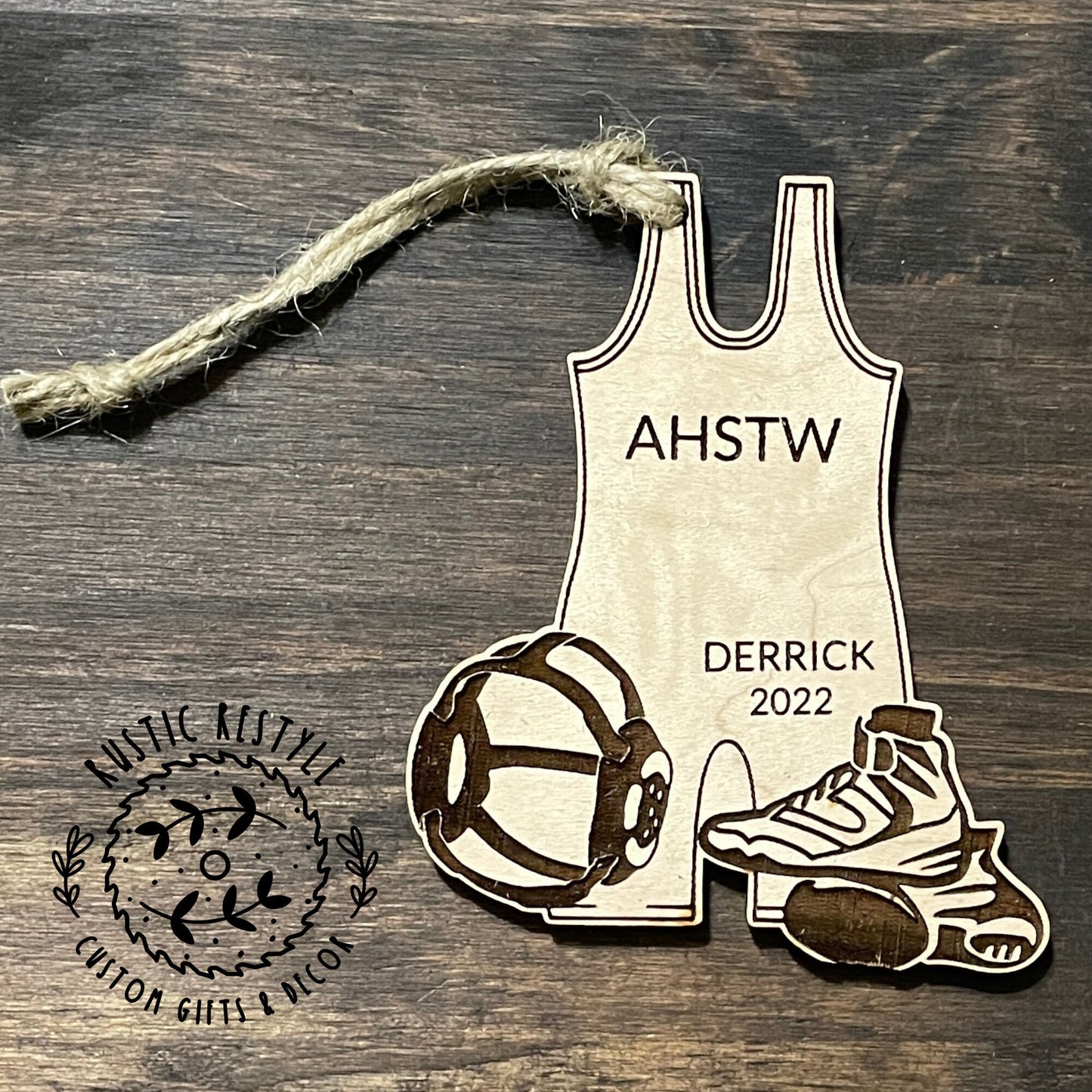 Wrestling Ornament, Personalized wood wrestling singlet ornament